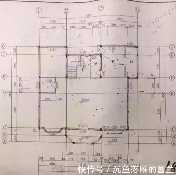 老家|晒晒老家两层小别墅，超爱一楼鱼池，谁说住农村就一定比城里差