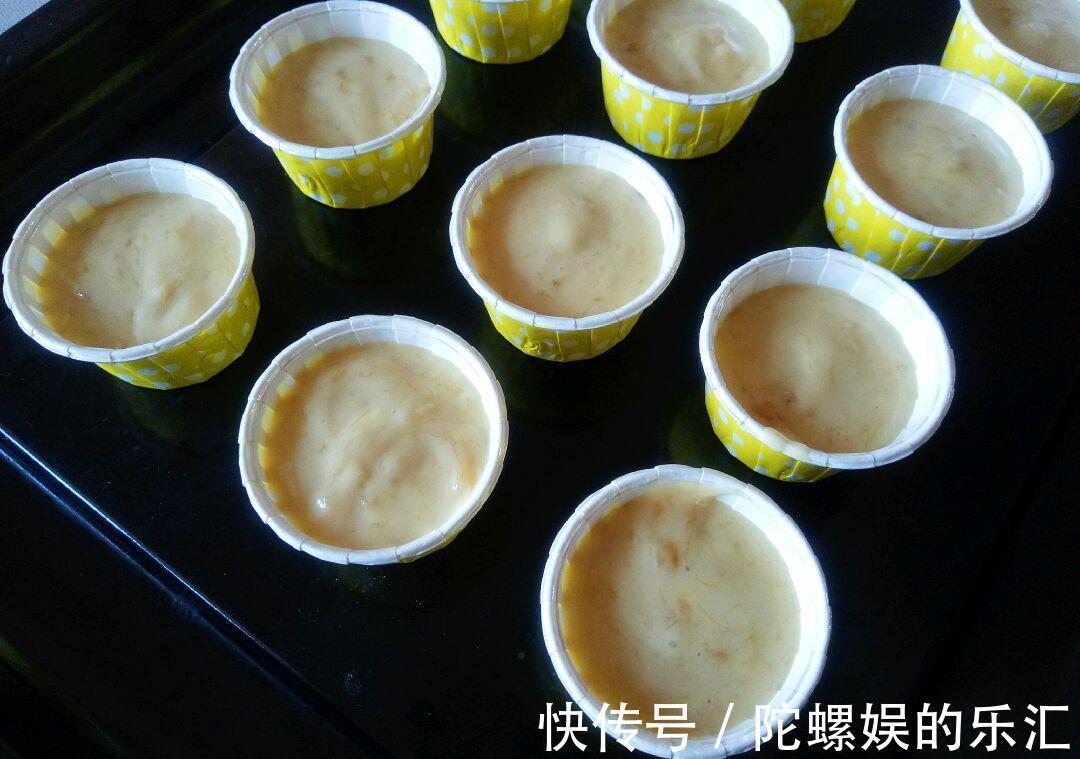巧克力|自制巧克力香蕉马芬，做法一点也不难，比买的还好吃，经济实惠