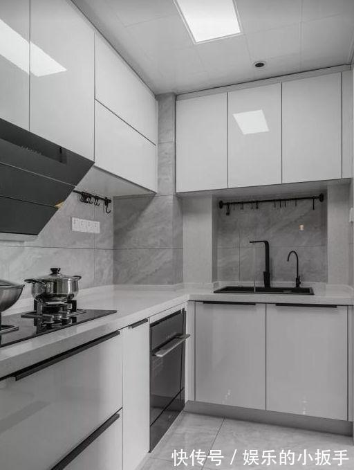 实用|86㎡两居室,阳台做个小改动,等于多出一间卧室,太实用,晒晒