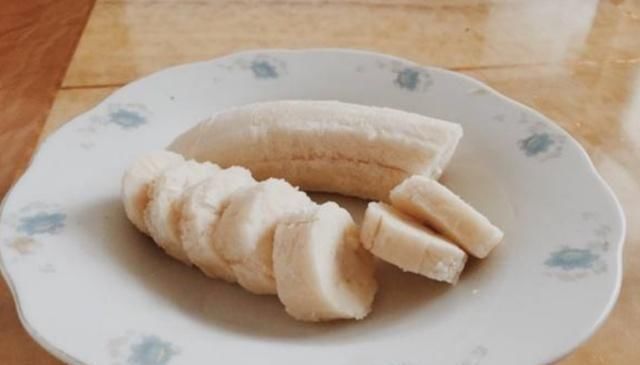 女人|女人喜欢的4种“水果”,减肥不成反增重,难怪腰上赘肉堆成块