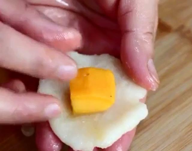 糯米粉经常这样吃，美白又养颜，比护肤品还好，还能养胃助消化