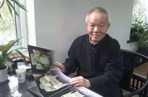 嵩阳汉柏图|祖传的乾隆古画,被专家鉴定是“赝品”,17万买下后转手卖8700万