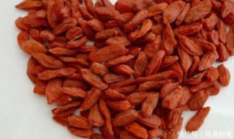 杈杷果|想长寿得会吃,推荐3种食物,身体毒素没了,刮油甩脂,肠道更健