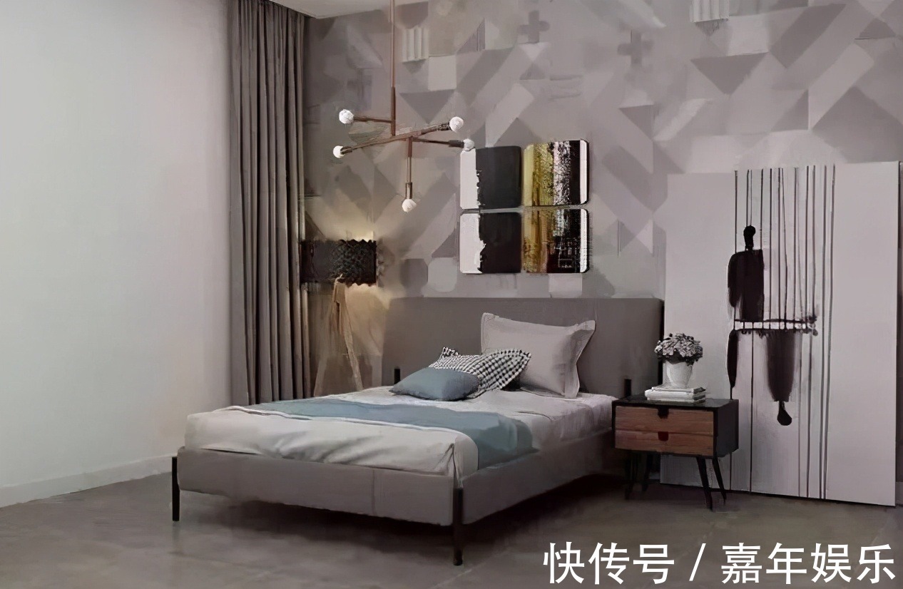 爸妈|不听劝阻,父母坚持卧室铺瓷砖,入住2年后,只能说真香!
