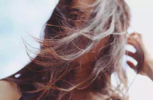 头晕头痛|气血不足头先知!头上出现三个异常,提醒你该补气血了,别忽视