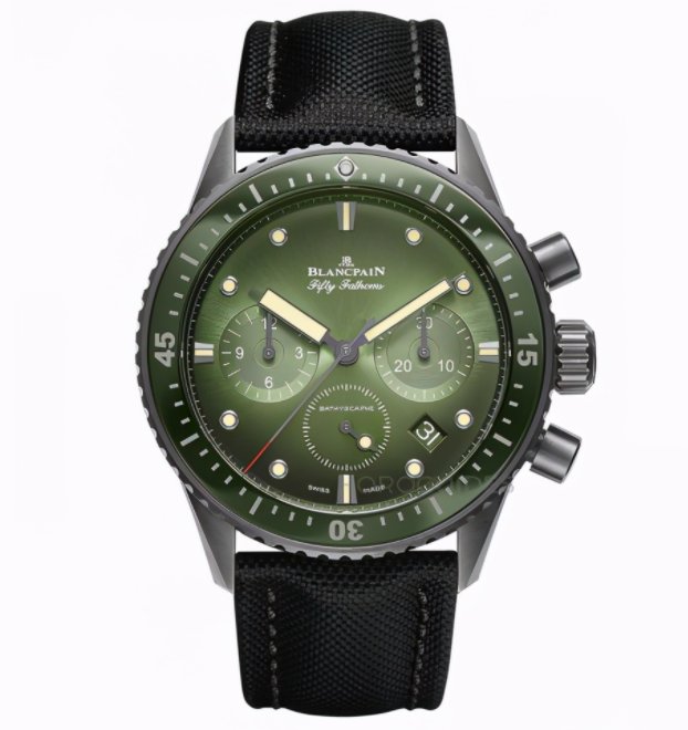 百达翡丽新款鹦鹉螺表盘居然是绿色，习惯了蓝色的你能接受吗？