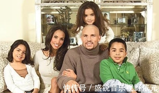 n梦回达拉斯!NBA昔日男神归来,48岁二婚娶美娇娘,激活东契奇