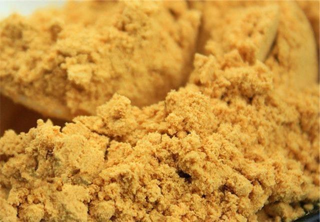 黄豆粉钓鲫鱼有奇效,再配上酒米做窝料,夏季钓鲫鱼的黄金搭档