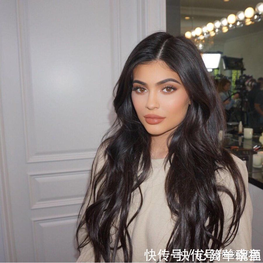 马尾 太辣了吧!爆火时尚圈的“辣妹风”发型真的太撩了!没有人不爱它