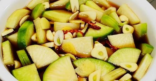 手软|立秋后,碰到这菜别手软,买上几斤,腌一腌放冰箱保存,又脆又香