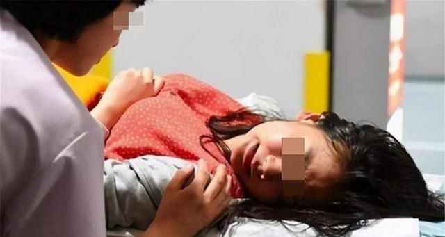顺产|宝妈吐槽分娩时的尴尬:头胎顺产被“剃毛”,二胎剖腹产也没逃掉