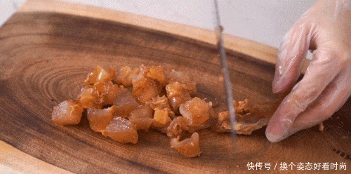 香绝|秒杀餐馆的好方子!上锅一焖香绝了,软糯超下饭!