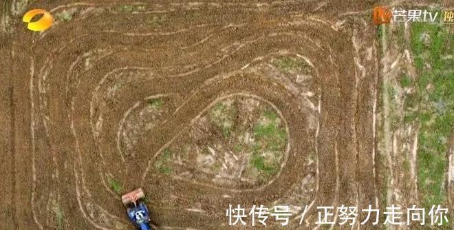 拖拉機|張藝興,不用那么努力也一樣可愛