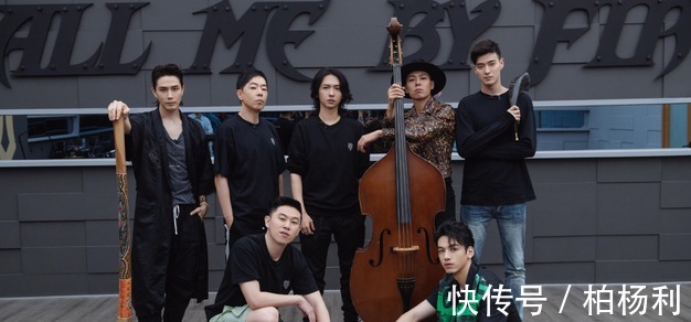 联欢晚会|湖南台国庆晚会哥哥团、姐姐团同台演出,弃用当家小花主持人