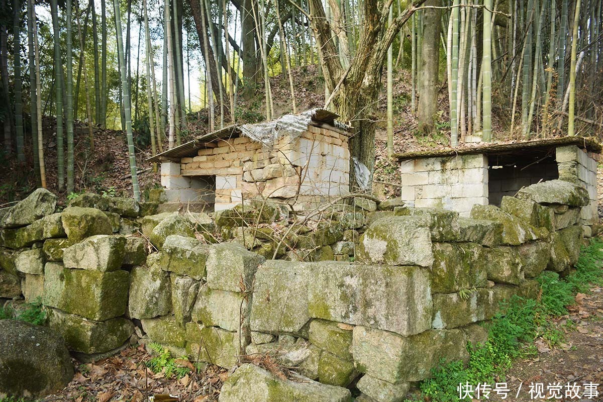 墙板|山村房屋10年无人住，村民装修“穿越时空”，看啥样子