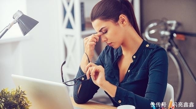  有助|女人在“更年期”失眠多梦，若常用它泡水喝，有助提高睡眠质量