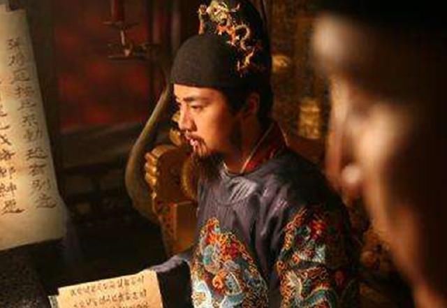 墓地|看了崇祯的墓地，再看溥仪之墓，同为末代皇帝，差距天壤之别！