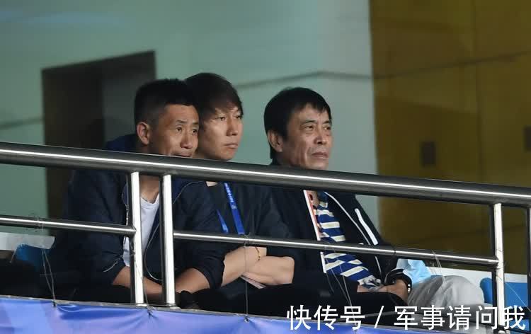 越南男足|强大的后勤能力!曝中国男足用4辆卡车运送行李,体现出强大能力