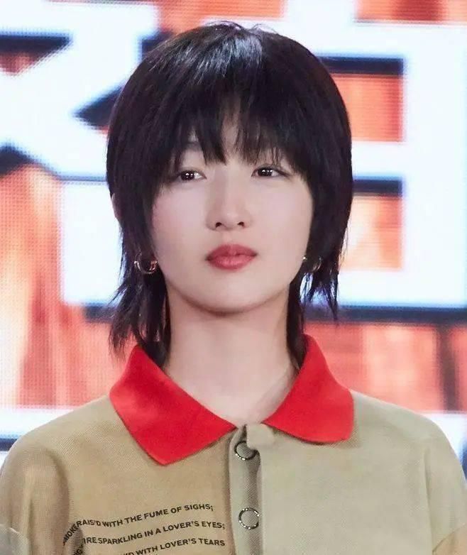 一剪就老十岁的4种发型,爱美女生千万不要留!