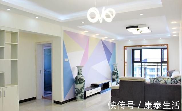 极简|装修极简风格非常满意，家具进场晾着通风中，晒晒！