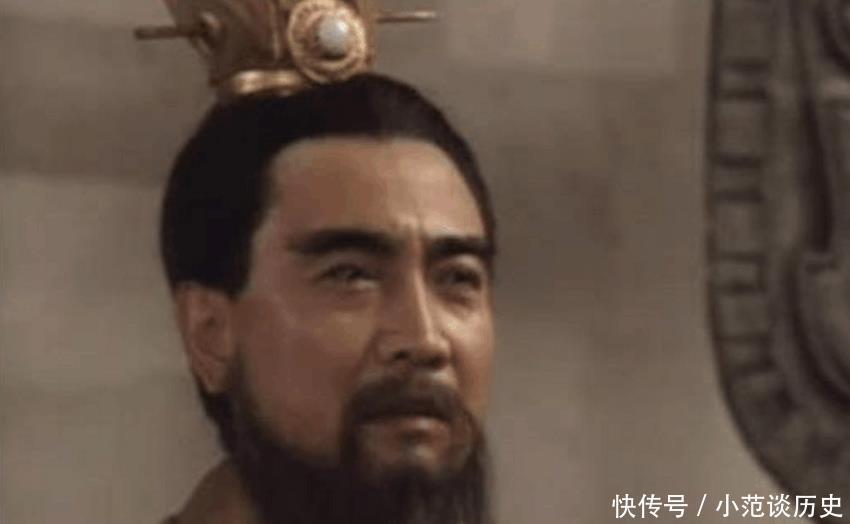 曹操|曹操处死陈宫是直接砍头, 杀吕布却为何先勒死, 后“枭首”