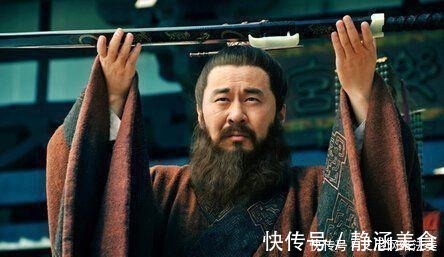 鬼吹灯|史上最耐心的盗墓贼,在古墓上建屋自住,花20年盗掘成功!