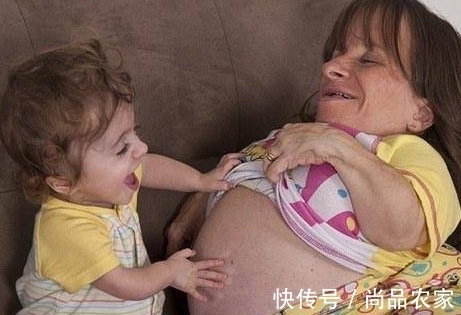 赫勒尔德|全球身材最矮小的母亲仅70厘米,不听医生警告拿命生下三个孩子