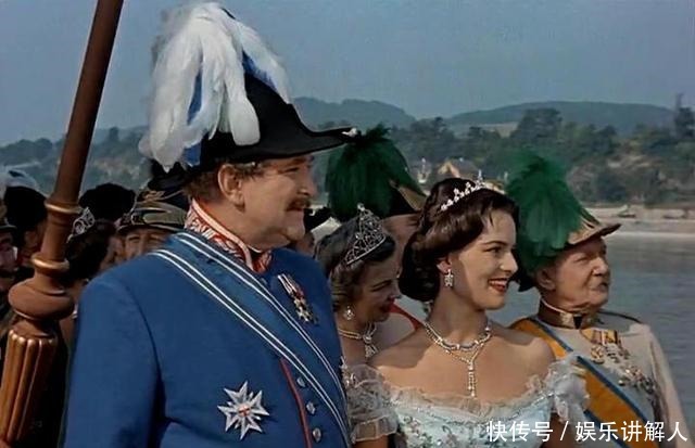 茜茜公主|《茜茜公主1》隐含着对城市的资本主义批判