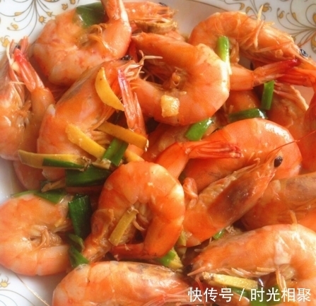 辣椒|花了68块给女儿做了海鲜宴,女儿连吃了3碗饭,连老婆看了都懵了