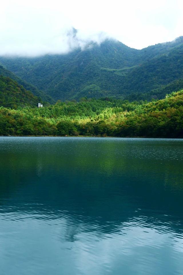 洋汤河|错峰出游正当时，文县2个秋色宜人的地方，第一个天池，人间仙境