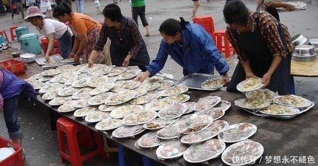  难得一见的乡村酒席，场面震撼