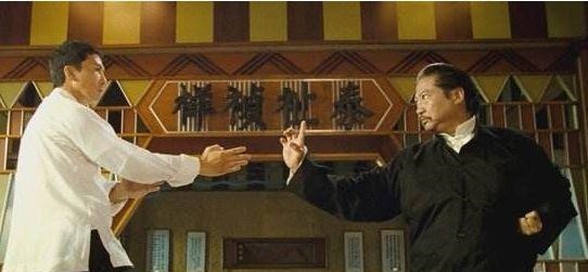 日本人|日本第一武林高手,认为中国功夫不堪一击,被一老头两下击倒!
