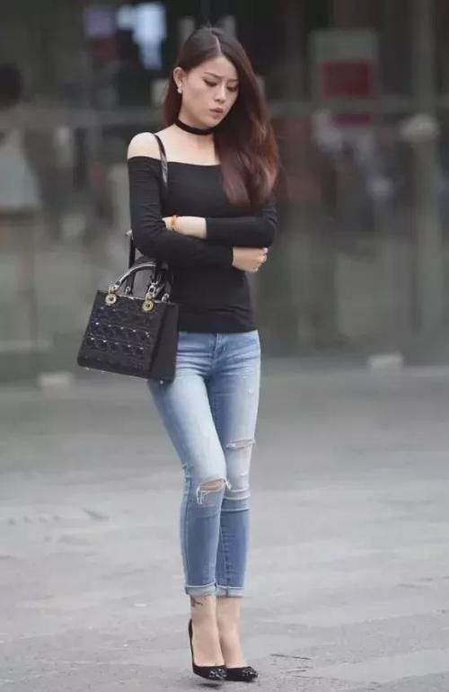 气质|牛仔裤体现出女人的气质, 小姐姐穿上牛仔裤，尽显性感女人味