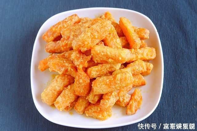 咸蛋黄沙沙|这才是南瓜最好吃的做法，甜咸可口，外酥里嫩，家人都夸太好吃了