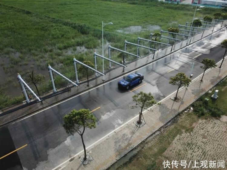 临港|无人驾驶在临港越来越近 2025年建成千亿级智能汽车产业发展集群