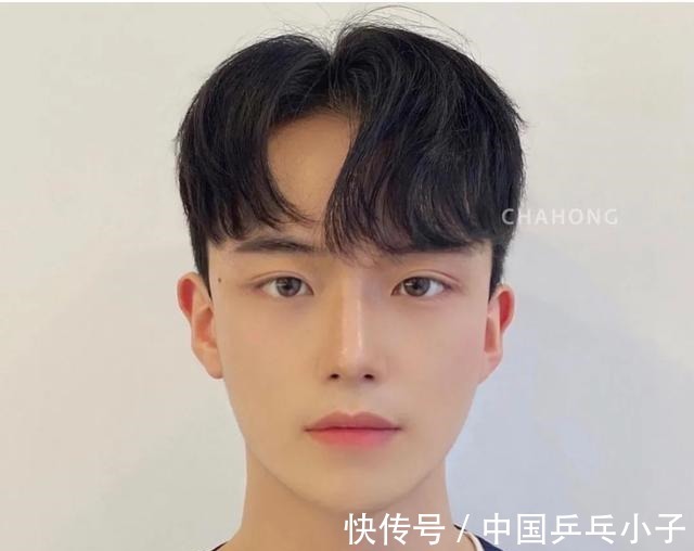 头发 男人帅不帅,三分看长相七分靠发型,同意吗