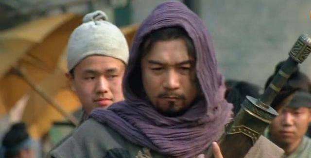 水浒传|水浒对对碰林冲和杨志两人的枪法谁更厉害哪些事例能证明呢