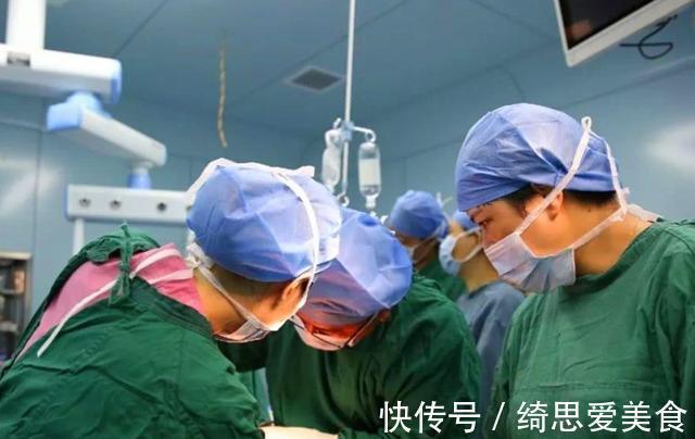 医生|“为啥让男医生给我剃毛，我要剖腹产！”医生：剖腹产也得剃毛