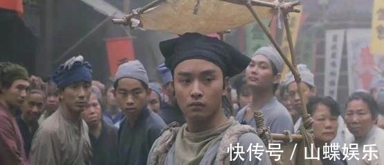 读书人#一女子出上联:张长弓,骑奇马,三更作战,书生的下联堪称经典