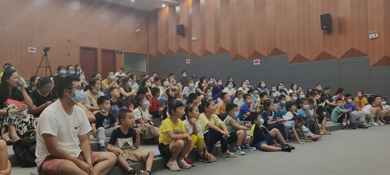 昆虫&科普宣传月，金牛图书馆带你了解身边的“不速之客”