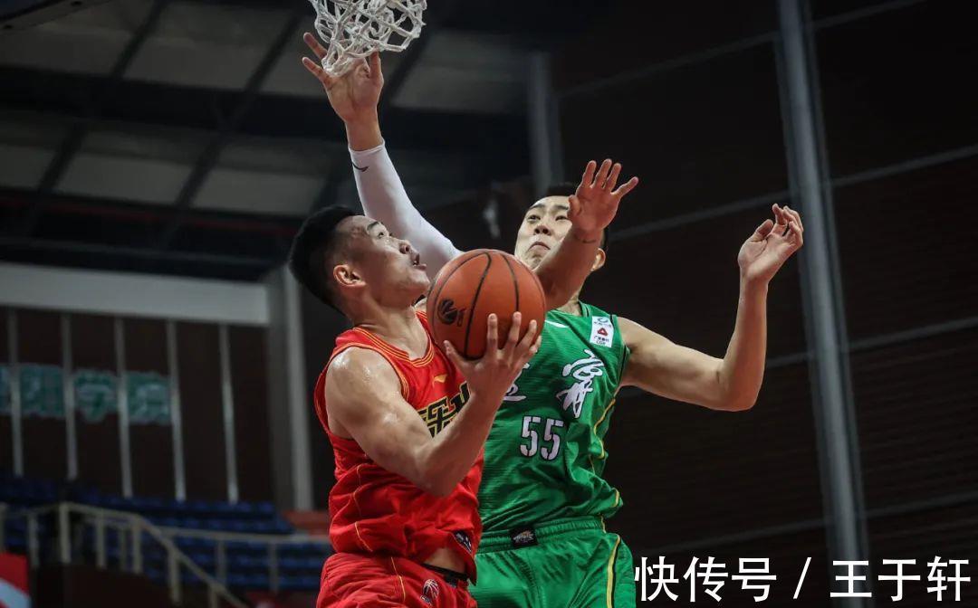 莫兰德|张镇麟补篮杀死比赛,辽篮92-90险胜深圳男篮,静候CBA辽粤二番战