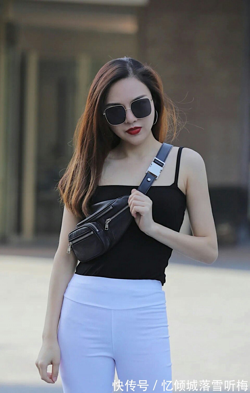 个性|简单个性又帅气,这样穿搭你也能展现出自信出众的美