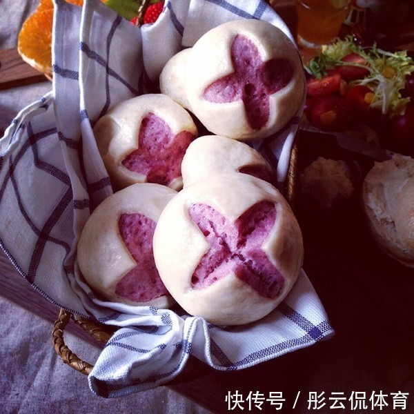  面粉|面粉美味做法，女儿最爱吃，暄软香甜，一口一个，10个打不住