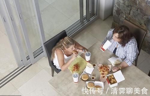 负面情绪|晚上失眠,可能是肝火太旺盛了?不妨做好3点来“灭火”