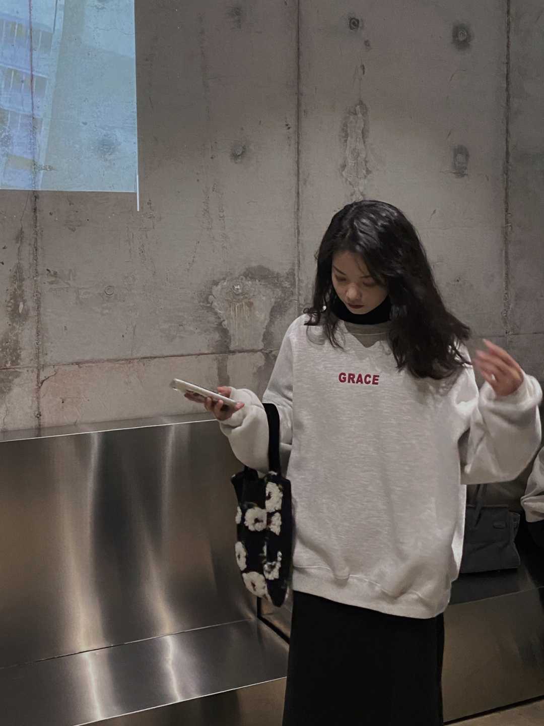 博主 肚子有肉的小仙女别怕!跟着博主这样搭,脱去遮肉外套也不露怯