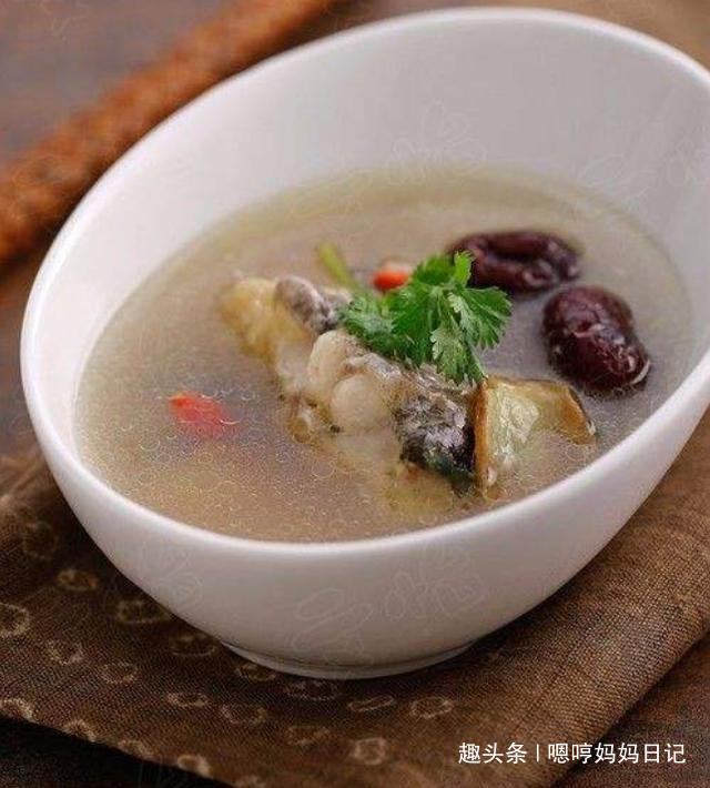 回奶|宝妈在哺乳期间,要少吃3种食物,越吃奶越少还容易引发回奶