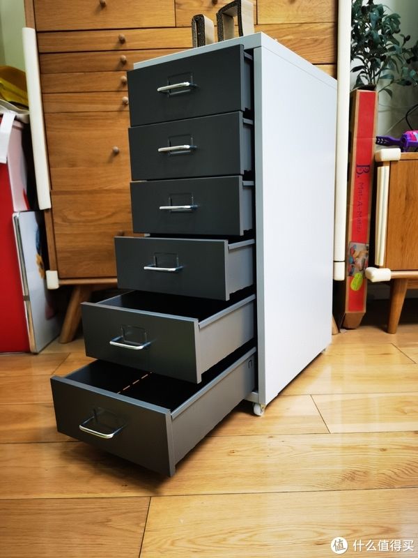 滚轮|桌面改造 篇三：桌下储物空间扩容——199元宜家HELMER 海尔默金属抽屉柜