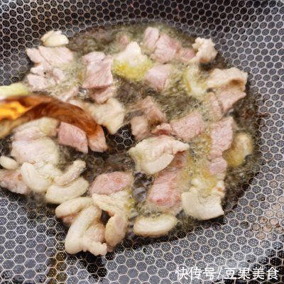 豆瓣酱|#一勺葱伴侣，成就招牌美味#酱爆花蛤