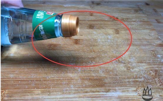 菜板|菜板脏了,万万不可用洗洁精洗,教你一招,立马干净如新还不发霉