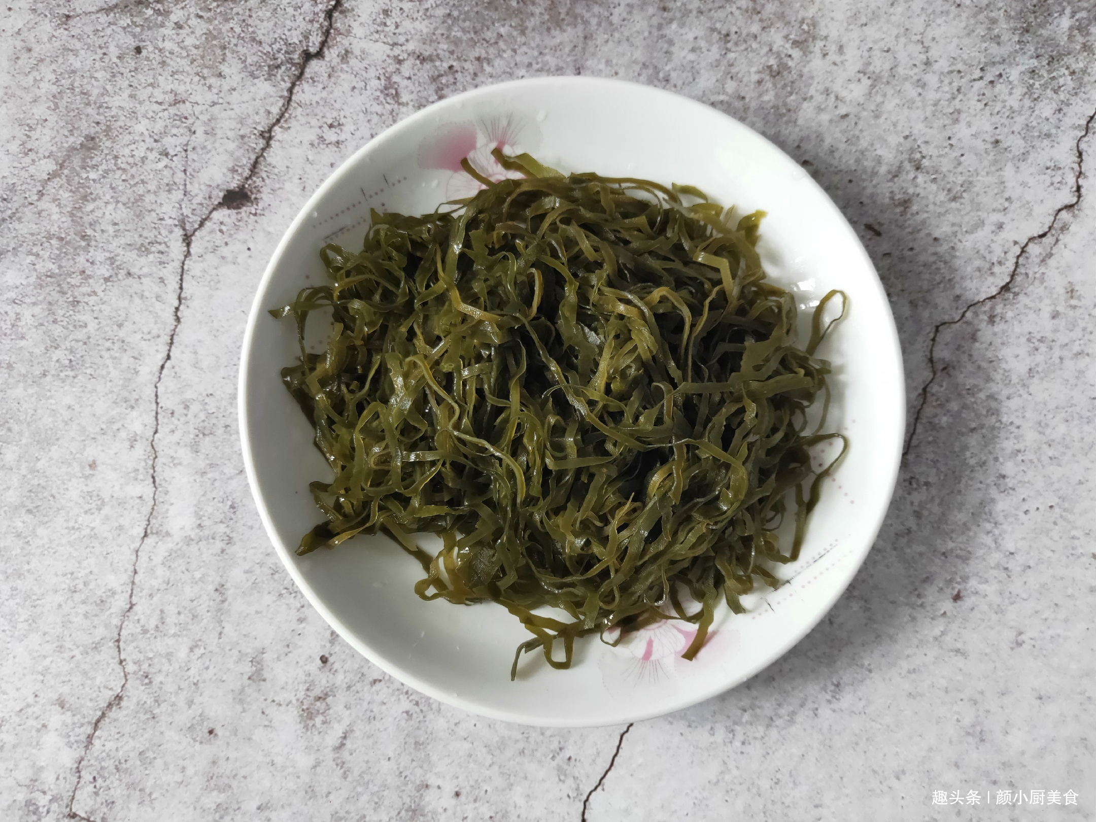 筒骨|海带和它一起煮,1碗相当跑步1小时,连吃一周,衣服穿成S码!